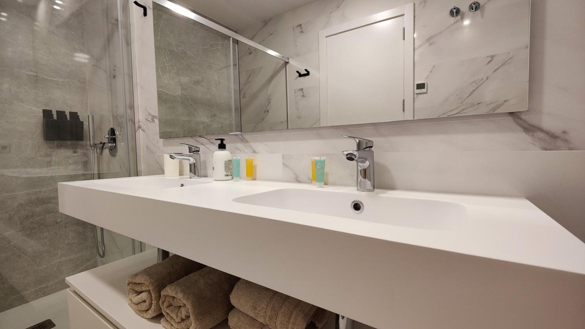 Sunset Cliffs Modern Apartment Benidorm Eksteriør billede